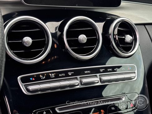 Used 2018 Mercedes-Benz C 300 Sedan image 24