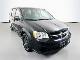 Used 2016 Dodge Grand Caravan SE w/ Quick Order Package 29E SE image 1
