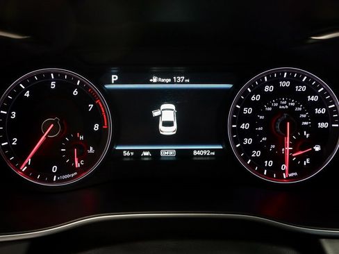 Used 2019 Genesis G70 2.0T Advanced w/ Dynamic Package image 34