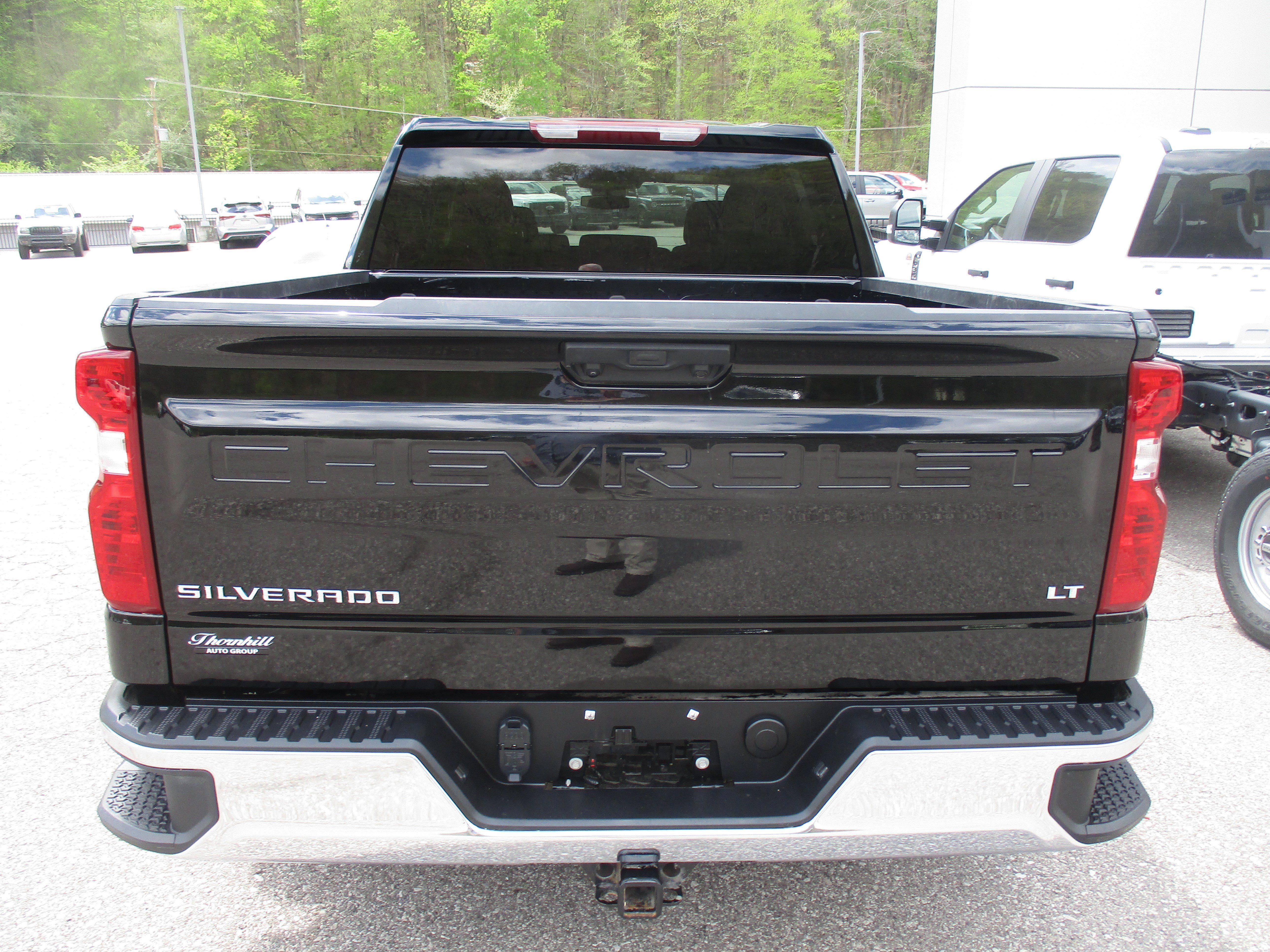 Used 2025 Chevrolet Silverado 1500 LT AWD/4WD image 5