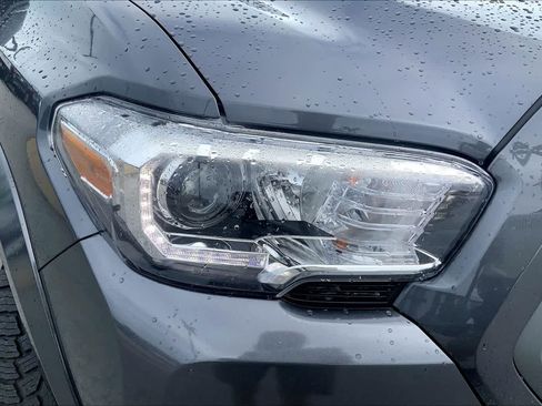 Used 2023 Toyota Tacoma TRD Sport w/ Advanced Technology Package AWD/4WD image 25