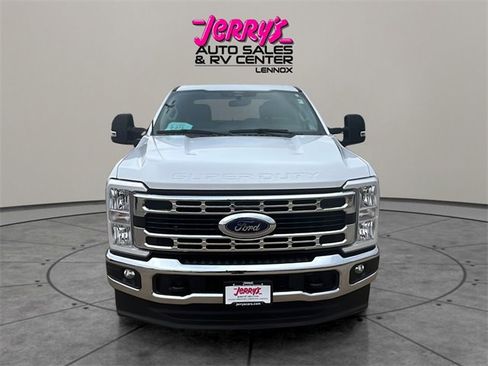 Used 2024 Ford F250 XLT w/ FX4 Off-Road Package image 20