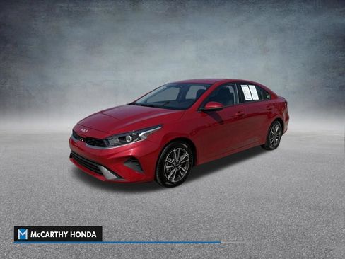 Used 2023 Kia Forte LXS w/ LXS Technology Package FWD image 1