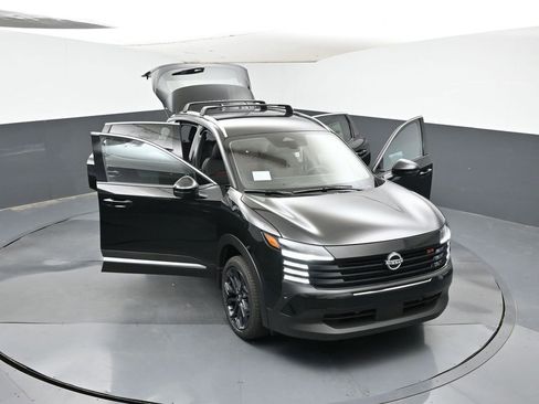 New 2025 Nissan Kicks SR image 35