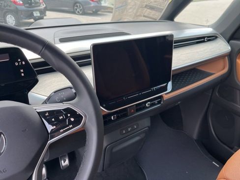 New 2025 Volkswagen ID. Buzz Pro S image 20