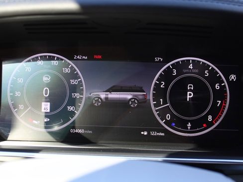Used 2020 Land Rover Range Rover SV Autobiography Dynamic image 24