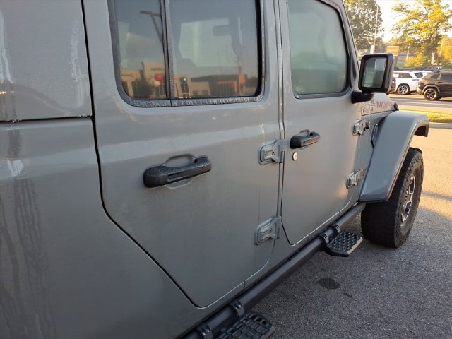 Used 2023 Jeep Gladiator Mojave w/ Cold Weather Group AWD/4WD image 10