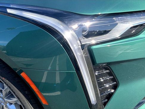 New 2026 Cadillac CT4 Luxury image 14