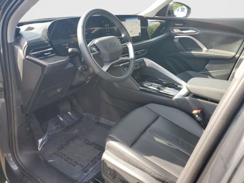 Used 2025 Audi Q5 Premium w/ Premium Plus AWD/4WD image 19