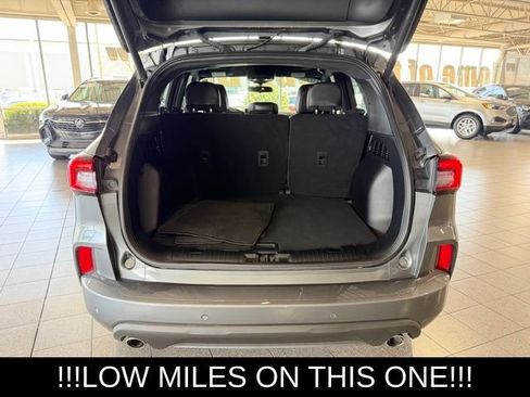 Used 2024 Ford Escape ST-Line w/ Tech Pack #1 image 8