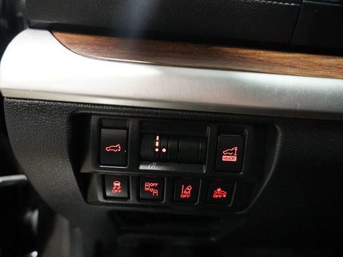 Used 2018 Subaru Outback 2.5i Touring w/ Popular Package #3 image 13