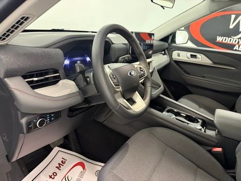 New 2026 Ford Explorer Active image 13