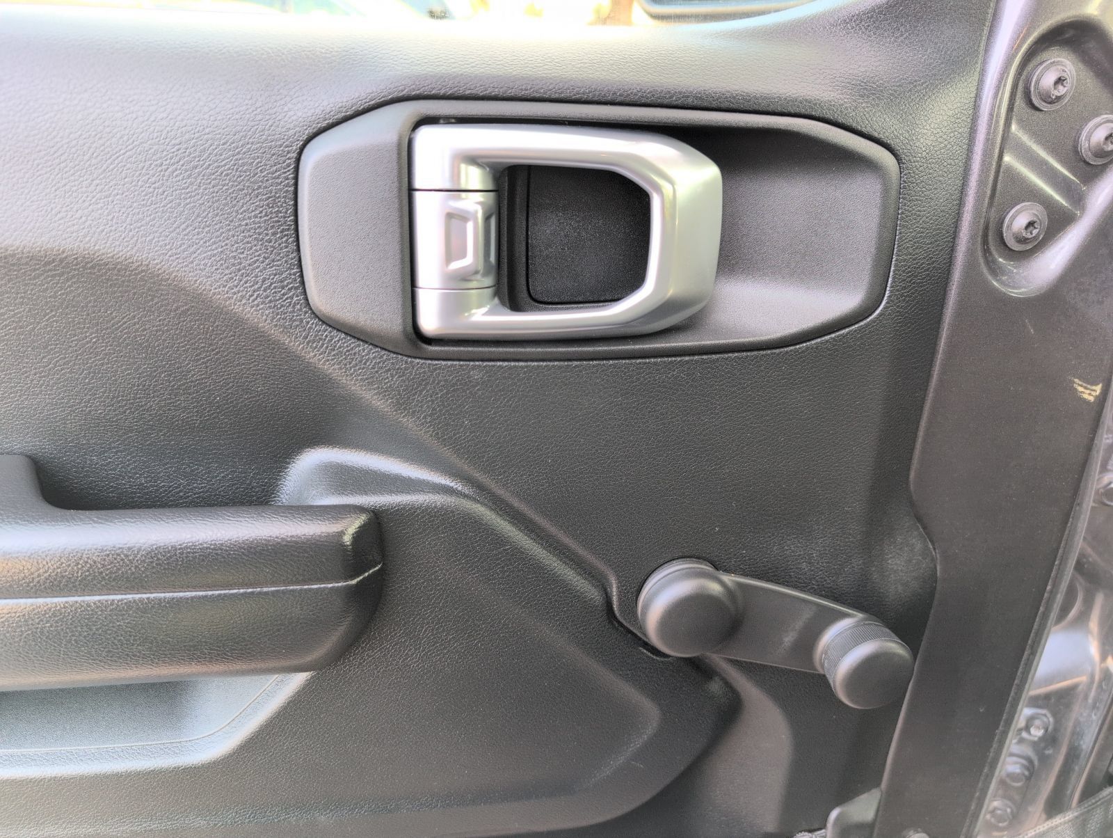 Used 2021 Jeep Gladiator Sport AWD/4WD image 8