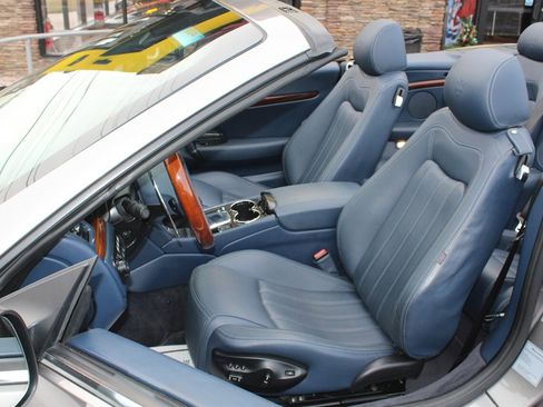 Used 2010 Maserati GranTurismo image 11