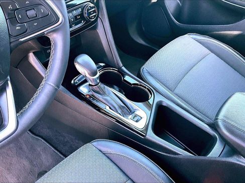 Used 2021 Buick Encore GX Select FWD image 16