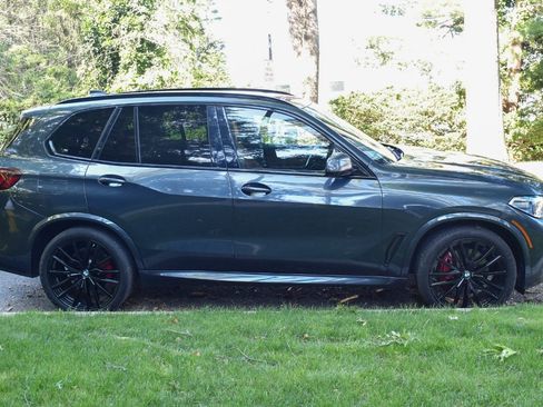 Used 2022 BMW X5 sDrive40i w/ M Sport Package RWD image 7