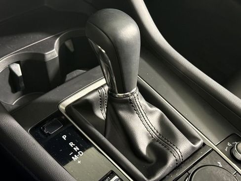 Used 2023 MAZDA MAZDA3 s image 30