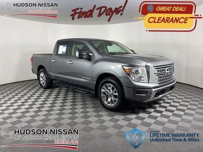 Used 2024 Nissan Titan SV w/ SV Convenience Package