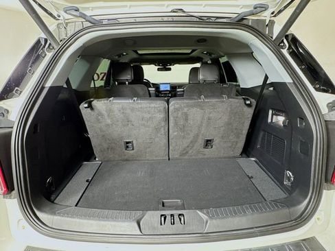 Used 2023 Ford Explorer Limited w/ Equipment Group 301A image 32