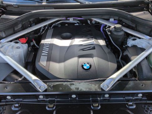 Used 2026 BMW X5 sDrive40i w/ M Sport Package image 27