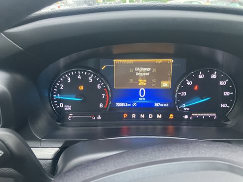 Used 2020 Ford Explorer XLT w/ Equipment Group 202A AWD/4WD image 23