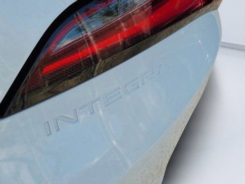 Used 2023 Acura Integra A-Spec image 5