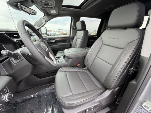 New 2026 GMC Sierra 2500 Denali w/ Denali Reserve Package image 12