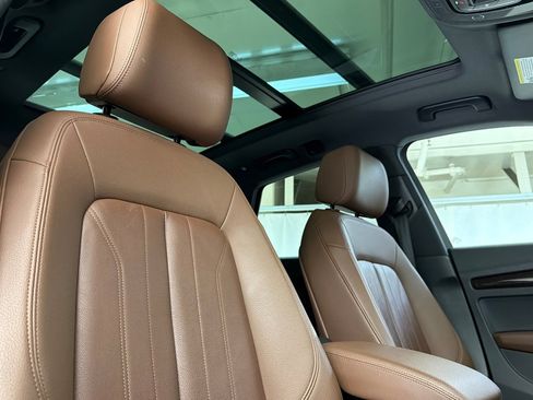 Used 2019 Audi Q5 2.0T Premium w/ Convenience Package image 15