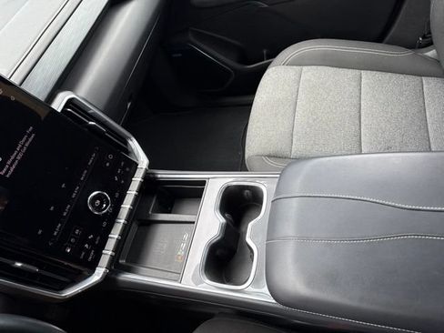 Used 2025 GMC Acadia Elevation FWD image 35