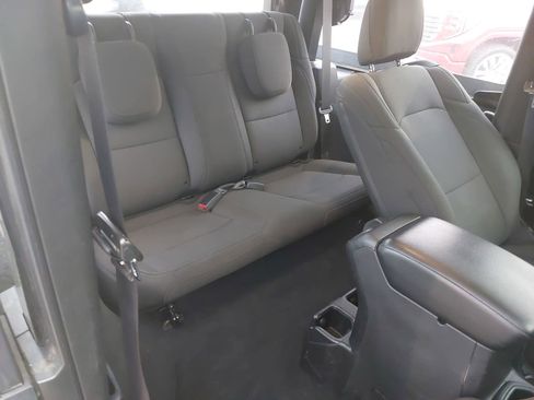 Used 2019 Jeep Wrangler Sport image 11