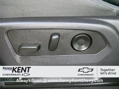 Used 2024 Chevrolet Silverado 1500 LT w/ Convenience Package II image 29