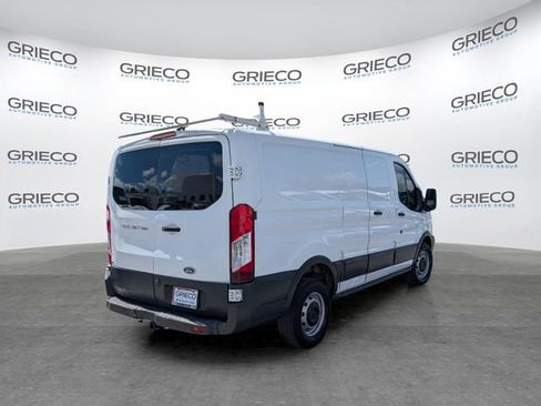 Used 2018 Ford Transit 250 130 Low Roof RWD image 4