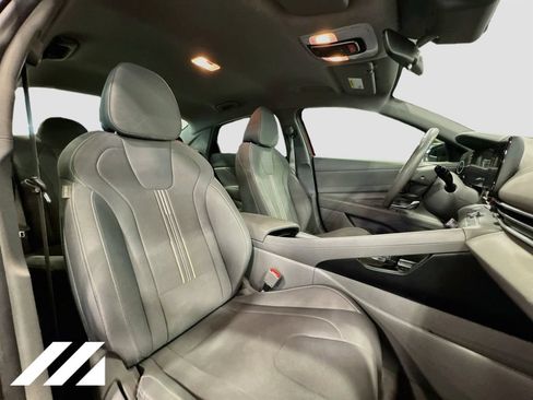 Used 2023 Hyundai Elantra SEL w/ Convenience Package FWD image 27