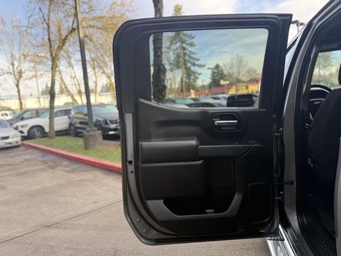 Used 2022 Chevrolet Silverado 1500 Custom w/ Safety Confidence Package image 22