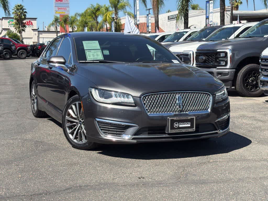 Used 2017 Lincoln MKZ Premiere FWD image 3