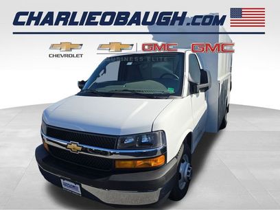 New 2025 Chevrolet Express 3500 w/ Power Convenience Package