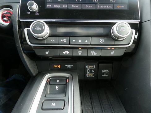 Used 2019 Honda Insight Touring image 26