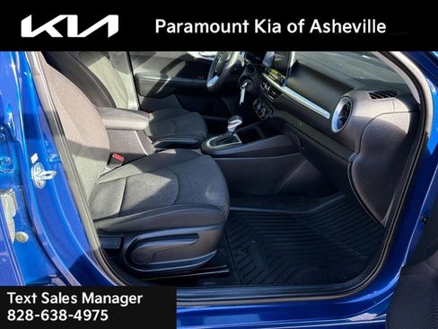 Used 2024 Kia Forte LXS w/ LXS Technology Package image 16