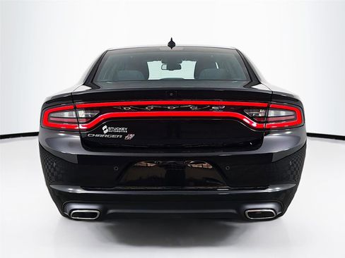 Used 2023 Dodge Charger SXT image 6