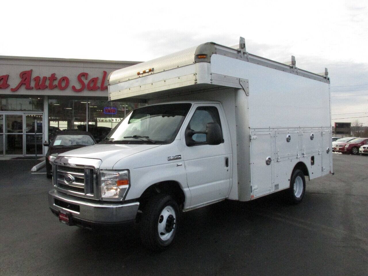 Used 2012 Ford E-350 and Econoline 350 Super Duty w/ PWR Locks & Windows Group RWD image 40