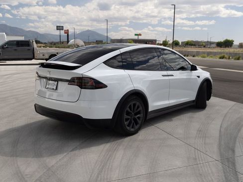 Used 2022 Tesla Model X AWD/4WD image 7