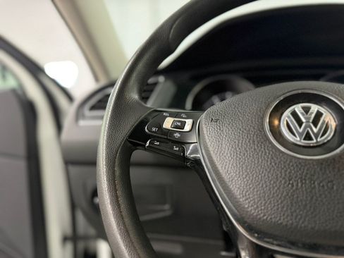 Used 2020 Volkswagen Tiguan S AWD/4WD image 23