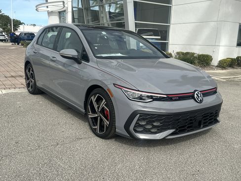 New 2026 Volkswagen GTI SE image 4