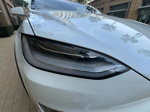 Used 2020 Tesla Model X Long Range AWD/4WD image 50