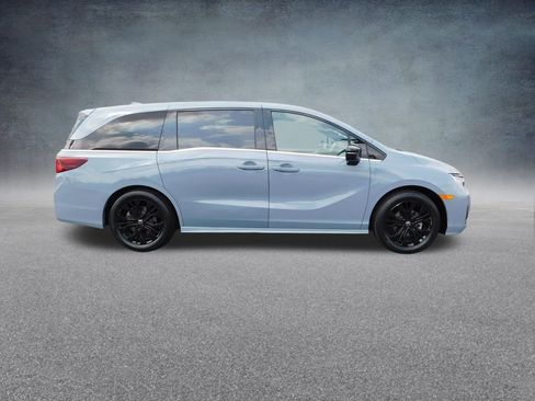Used 2025 Honda Odyssey Sport-L image 2