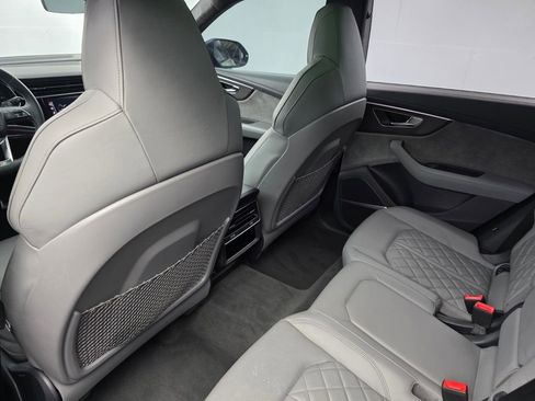 Used 2021 Audi SQ8 Prestige AWD/4WD image 15