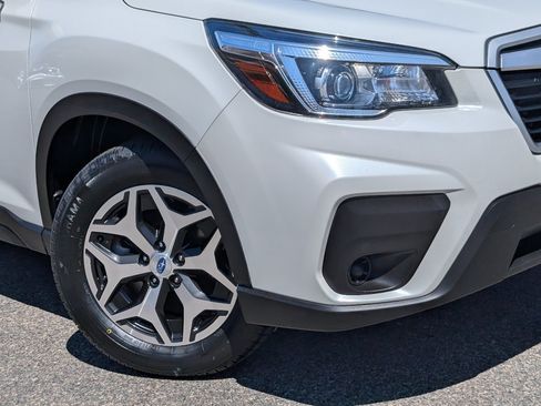 Used 2019 Subaru Forester Premium AWD/4WD image 10