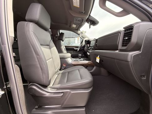 New 2026 GMC Sierra 1500 Elevation w/ Elevation Premium Package AWD/4WD image 26