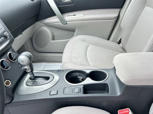 Used 2012 Nissan Rogue SV FWD image 29