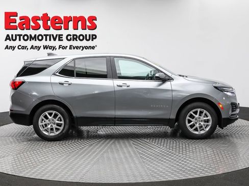 Used 2023 Chevrolet Equinox LT image 4